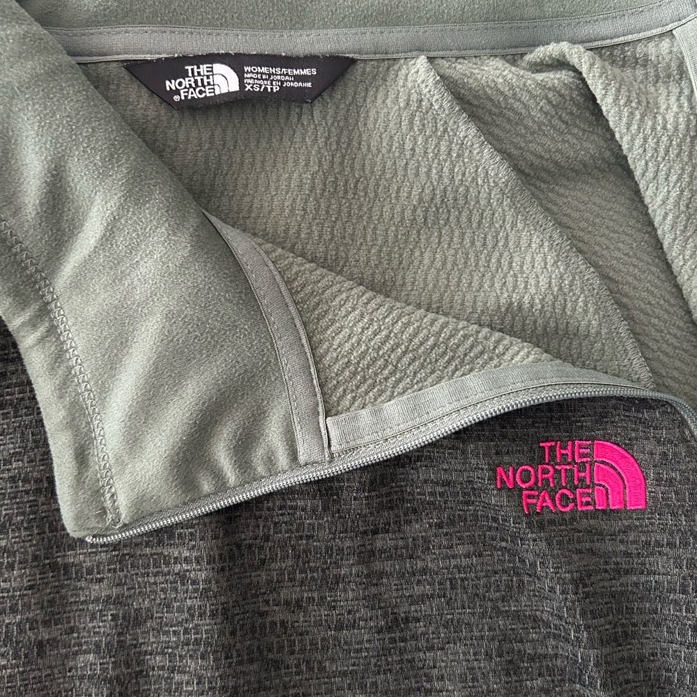 North Face Pullover - image 3
